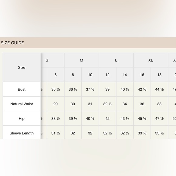 Banana Republic Off-White Button Up Top, Size M - Picture 5 of 5